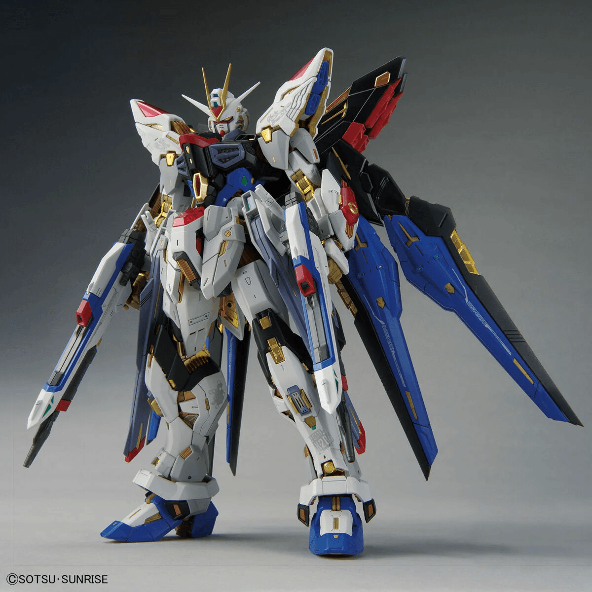 MGEX 1/100 STRIKE FREEDOM GUNDAM gunpla