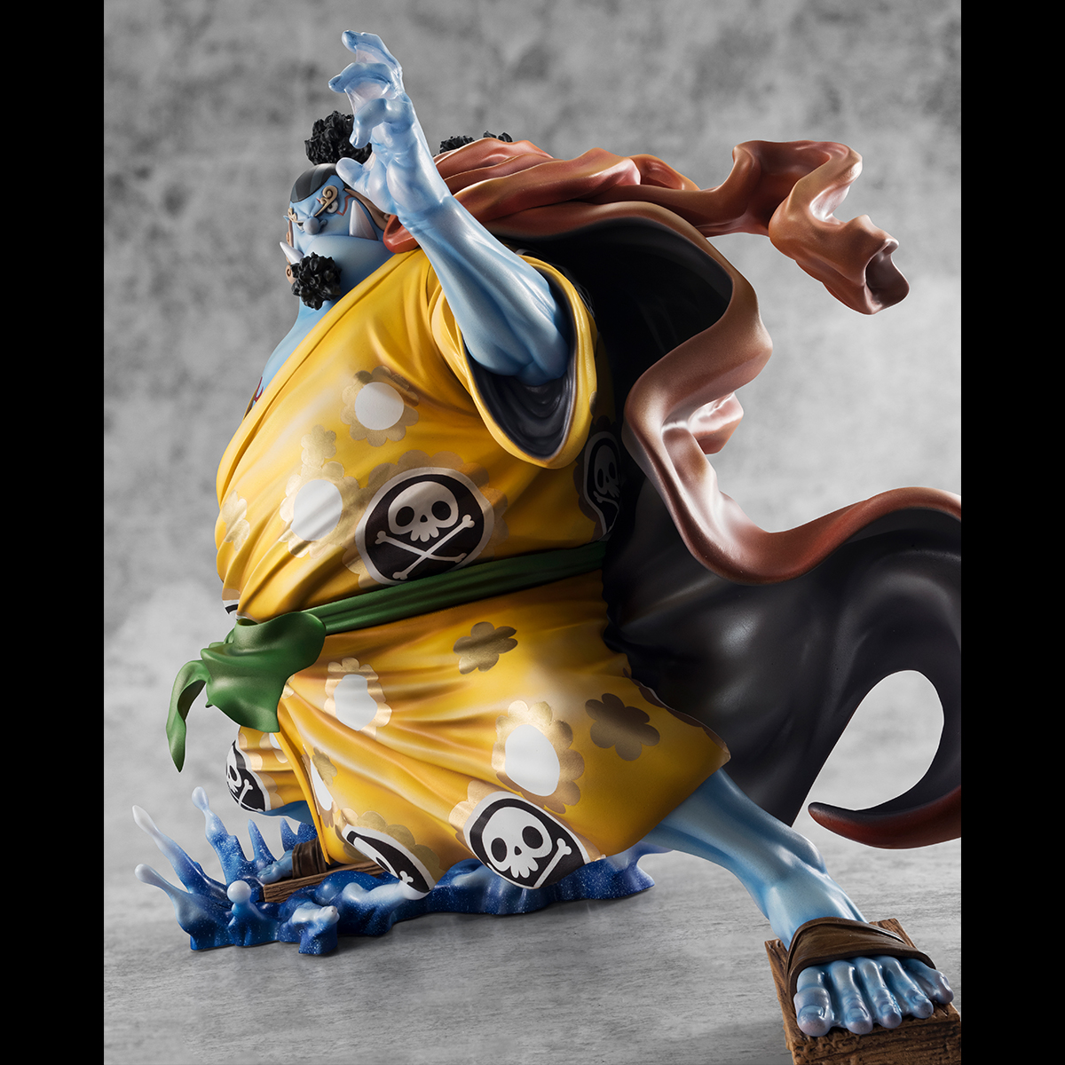 [PREORDER] MegaHouse Portrait.Of.Pirates ONE PIECE “SA-MAXIMUM” Knight of the Sea Jinbe 【Super limited reprint】