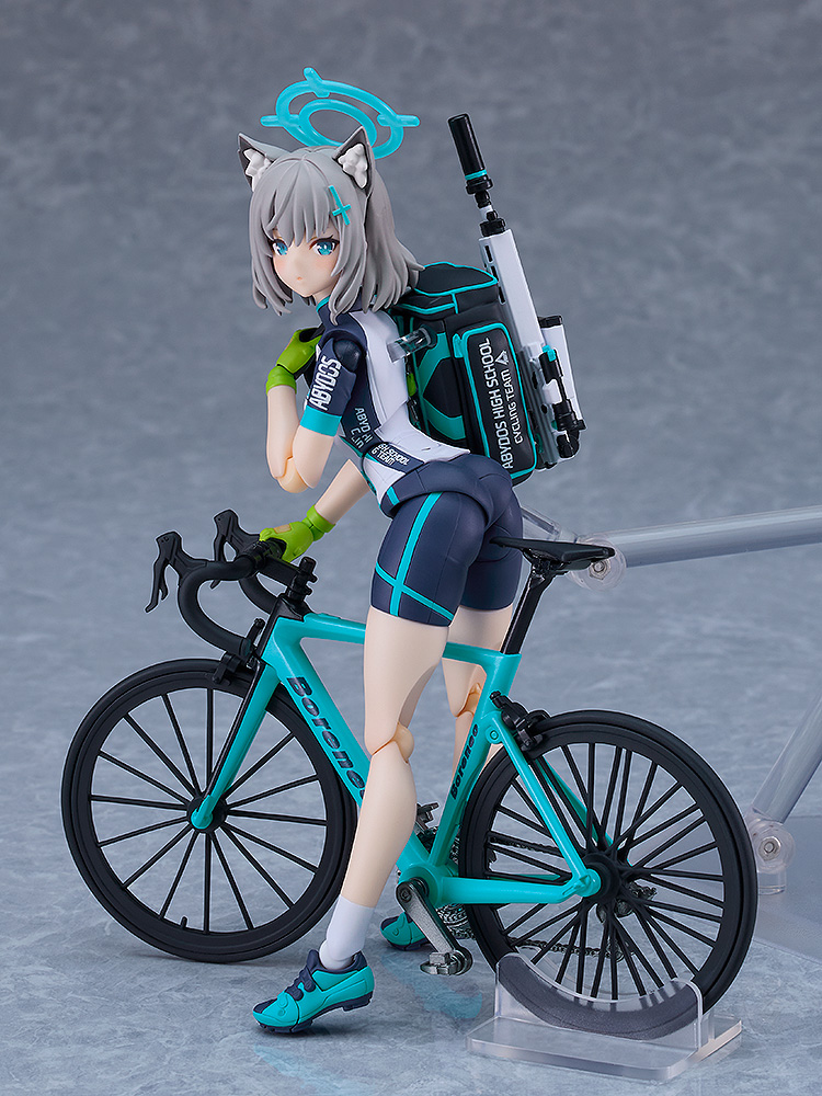 [PREORDER] GOOD SMILE COMPANY figma Shiroko Sunaookami (Cycling) DX Edition