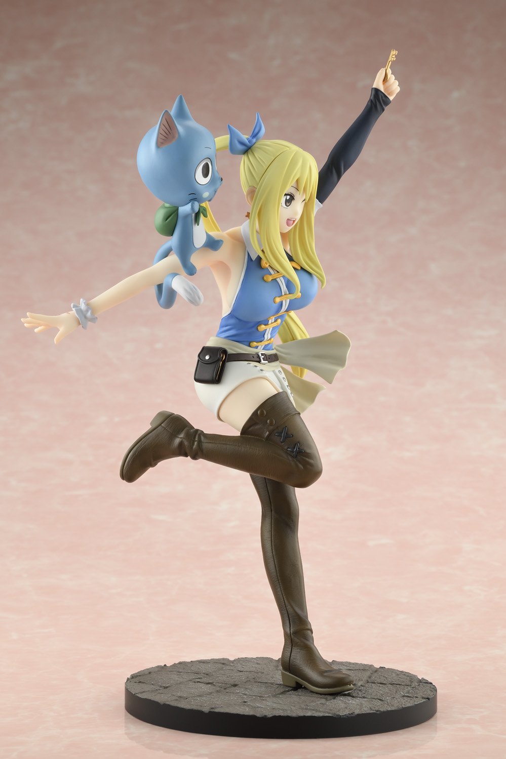 [PREORDER] BellFine Lucy Heartfilia @Wink Ver.