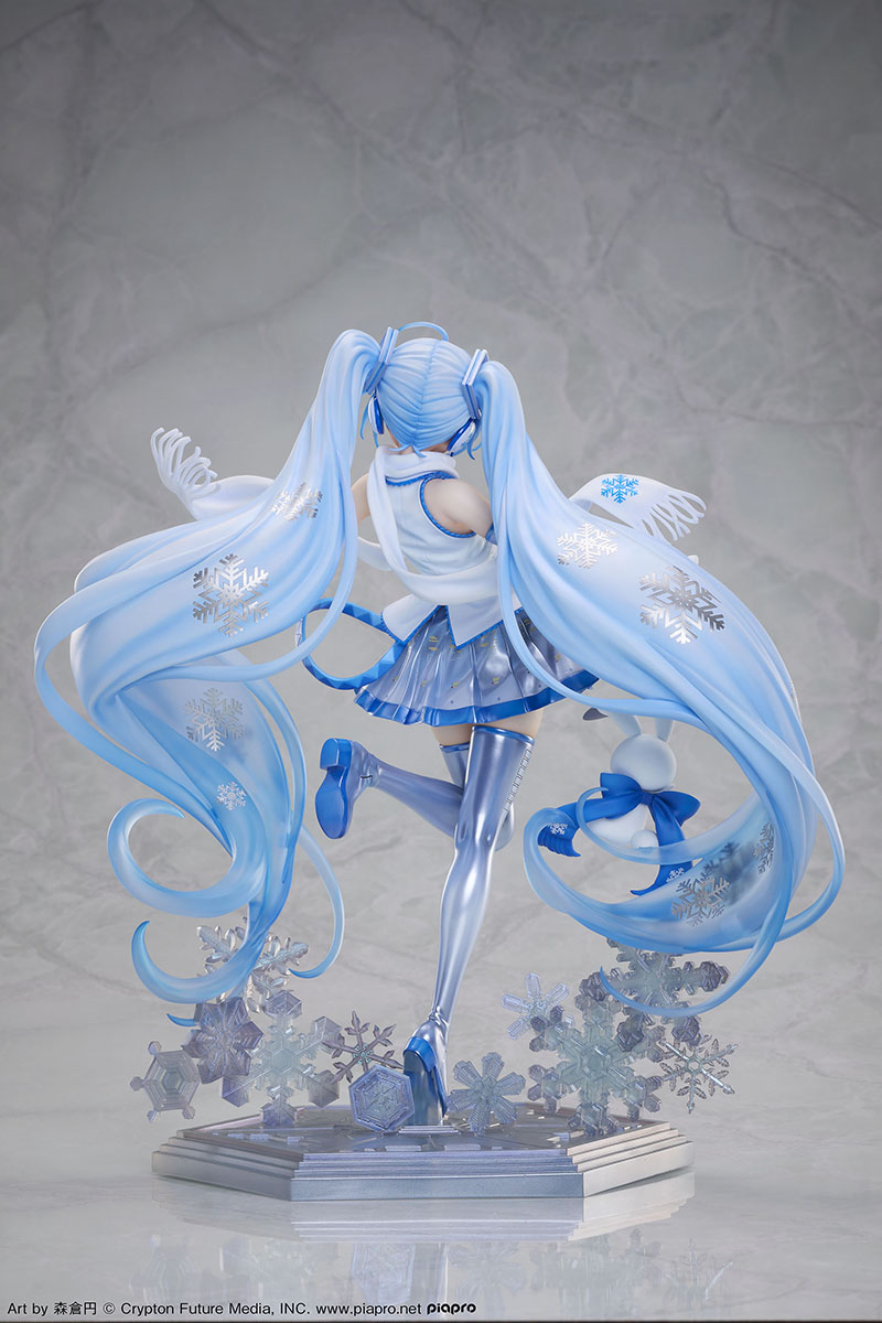 [PREORDER] Design COCO Snow Miku Sky Town 10th Anniversary Ver. 1/7 Complete Figure