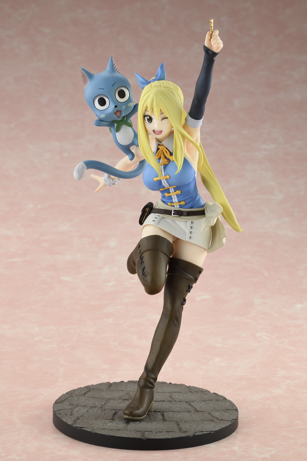 [PREORDER] BellFine Lucy Heartfilia @Wink Ver.