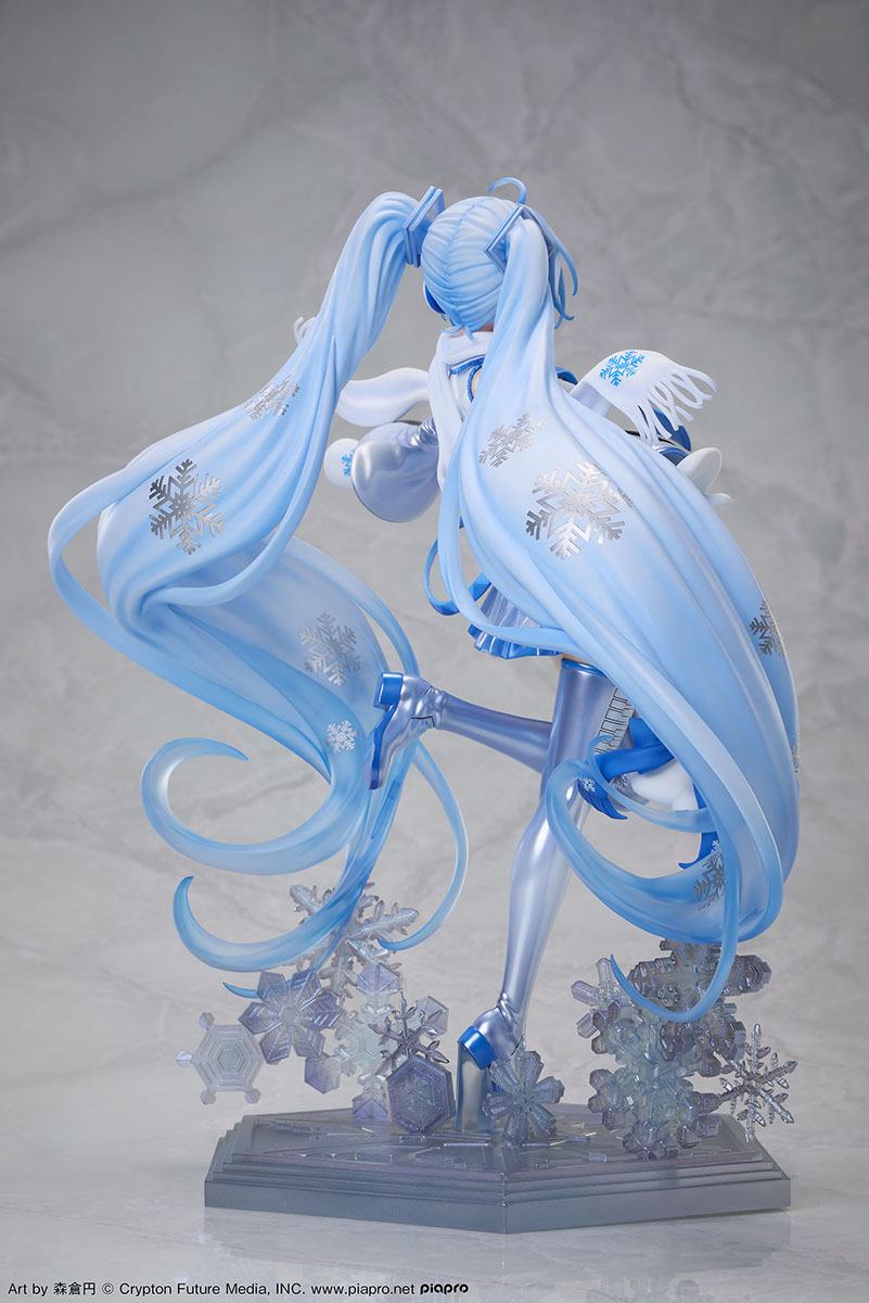 [PREORDER] Design COCO Snow Miku Sky Town 10th Anniversary Ver. 1/7 Complete Figure