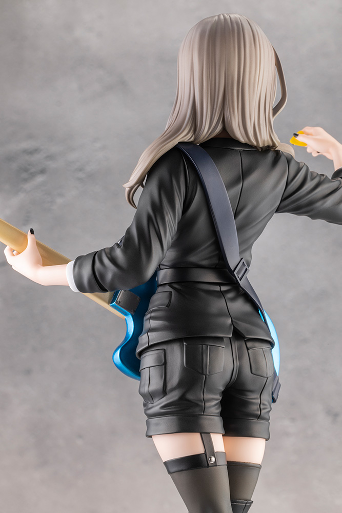 [PREORDER] KOTOBUKIYA MOMOKA KAWARAGI