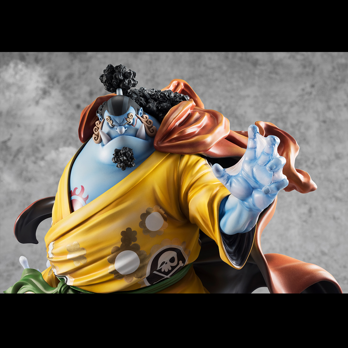 [PREORDER] MegaHouse Portrait.Of.Pirates ONE PIECE “SA-MAXIMUM” Knight of the Sea Jinbe 【Super limited reprint】