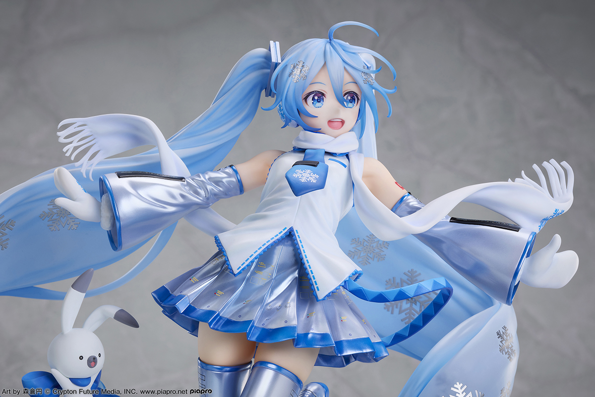 [PREORDER] Design COCO Snow Miku Sky Town 10th Anniversary Ver. 1/7 Complete Figure