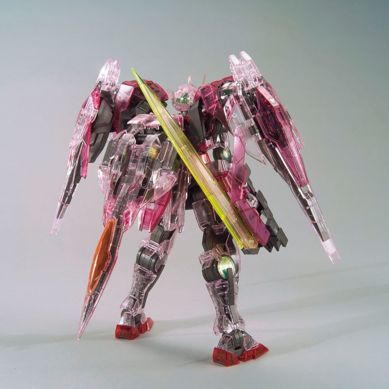 MG 1/100 THE GUNDAM BASE LIMITED TRANS-AM RAISER ［CLEAR COLOR] gunpla